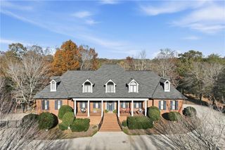 2650 Waters Edge Drive, Gainesville, GA 30504
