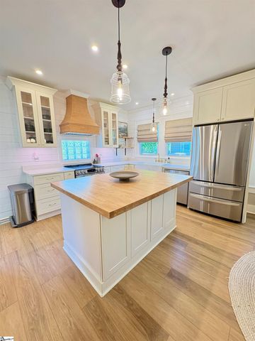 308 Beechwood Avenue, Greenville, SC 29607