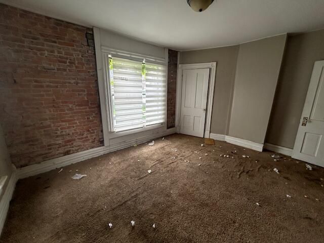38 E Innis Avenue, Columbus, OH 43207