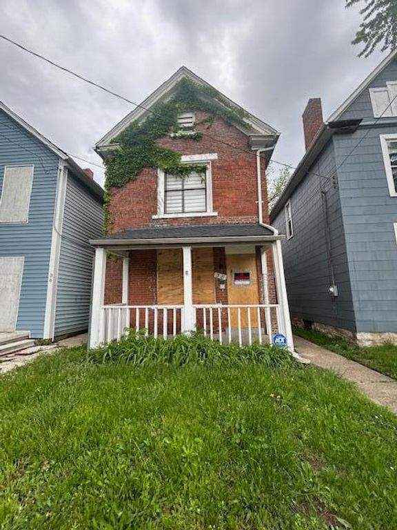 38 E Innis Avenue, Columbus, OH 43207