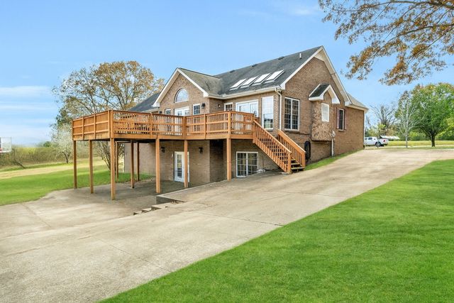 311 Downs Rd, Cumberland City, TN 37050