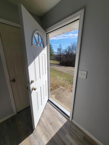 1870 Tapering Pointe Road, Warsaw, KY 41095