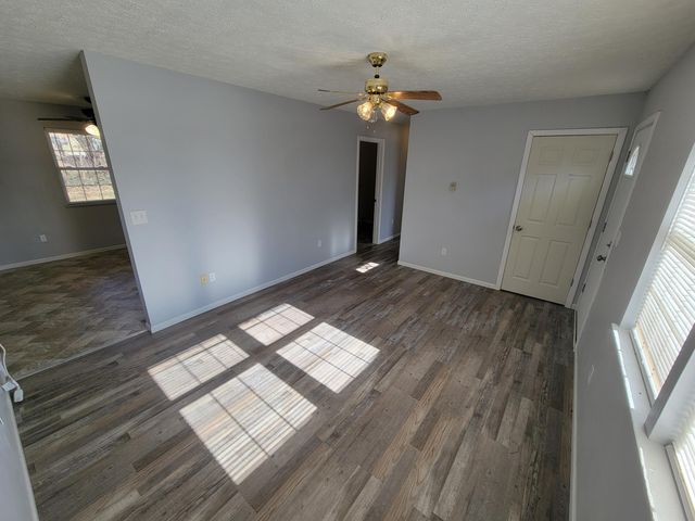 1870 Tapering Pointe Road, Warsaw, KY 41095