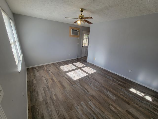 1870 Tapering Pointe Road, Warsaw, KY 41095