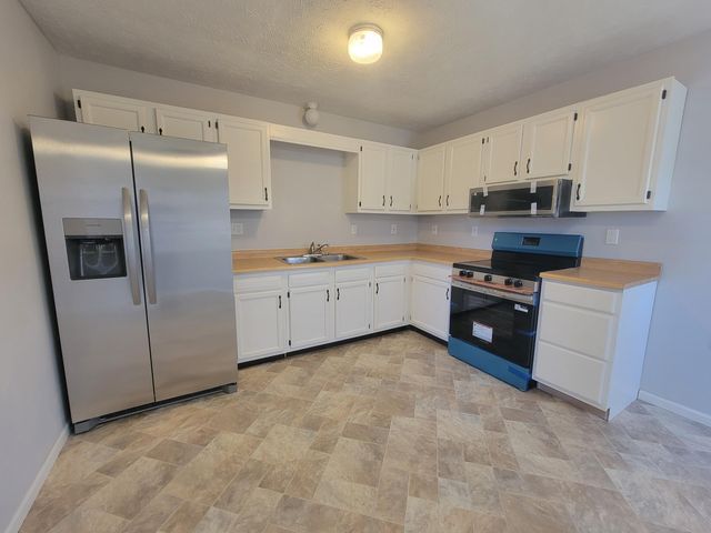 1870 Tapering Pointe Road, Warsaw, KY 41095