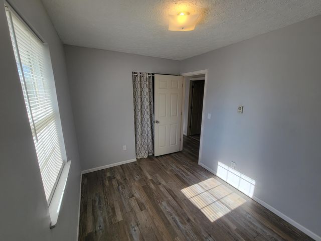 1870 Tapering Pointe Road, Warsaw, KY 41095