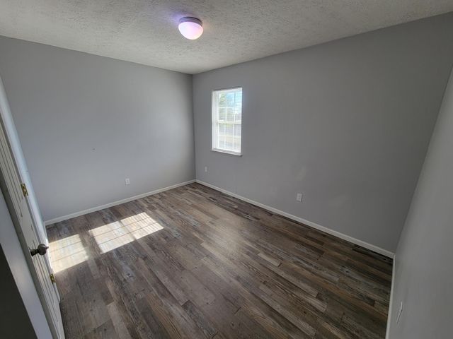 1870 Tapering Pointe Road, Warsaw, KY 41095