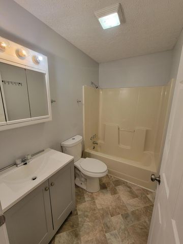 1870 Tapering Pointe Road, Warsaw, KY 41095