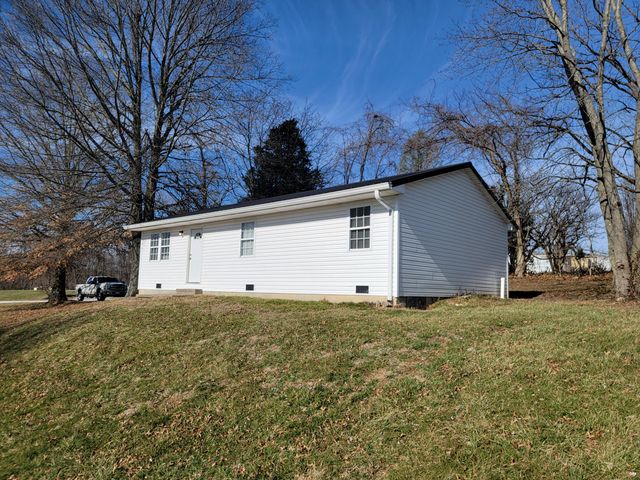 1870 Tapering Pointe Road, Warsaw, KY 41095