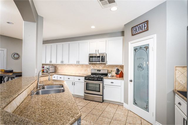 36854 Montfleury, Winchester, CA 92596