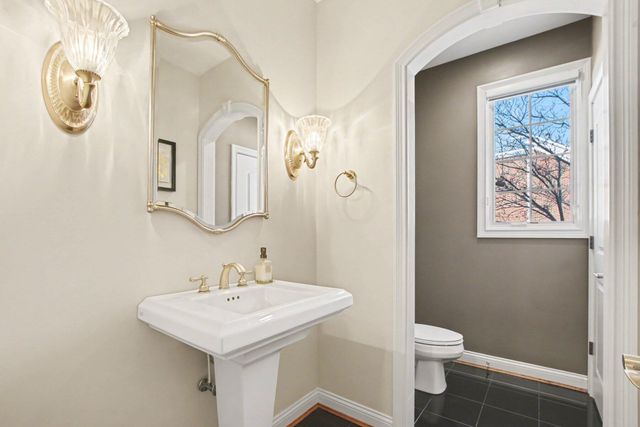 1737 Coachtrail Drive, Hebron, KY 41048