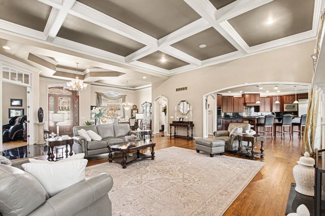 1737 Coachtrail Drive, Hebron, KY 41048