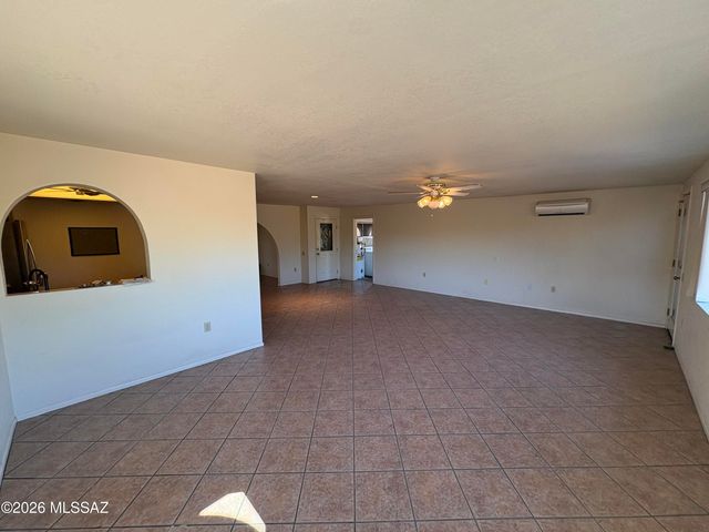 632 N Avenida Tortuga, Green Valley, AZ 85614