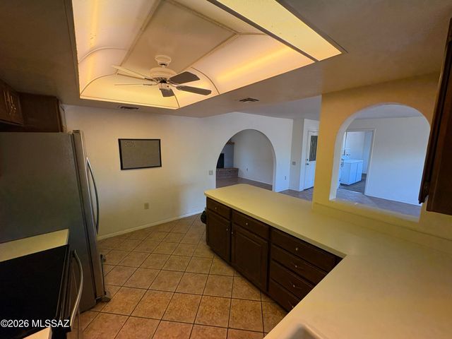 632 N Avenida Tortuga, Green Valley, AZ 85614