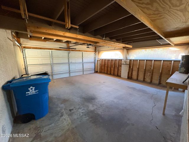 632 N Avenida Tortuga, Green Valley, AZ 85614