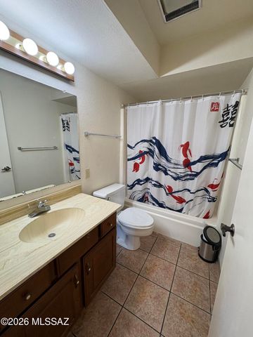 632 N Avenida Tortuga, Green Valley, AZ 85614