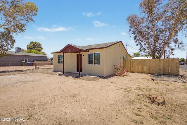 325 W District Street, Tucson, AZ 85714