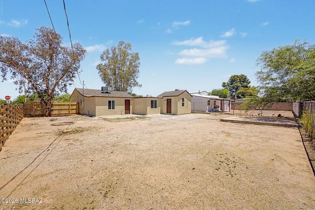 325 W District Street, Tucson, AZ 85714