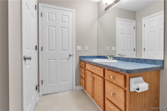 6464 White Oak, Hamburg, NY 14085