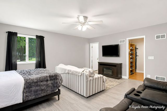 5124 Bonnie Brae Road, Richmond, IL 60071