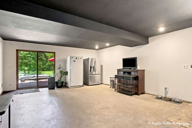 5124 Bonnie Brae Road, Richmond, IL 60071