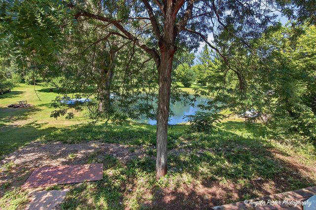 5124 Bonnie Brae Road, Richmond, IL 60071
