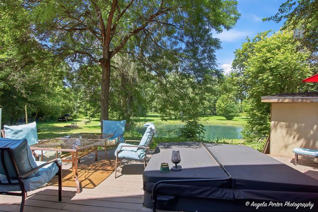 5124 Bonnie Brae Road, Richmond, IL 60071