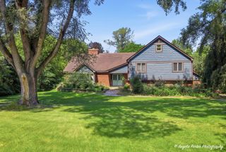 5124 Bonnie Brae Road, Richmond, IL 60071