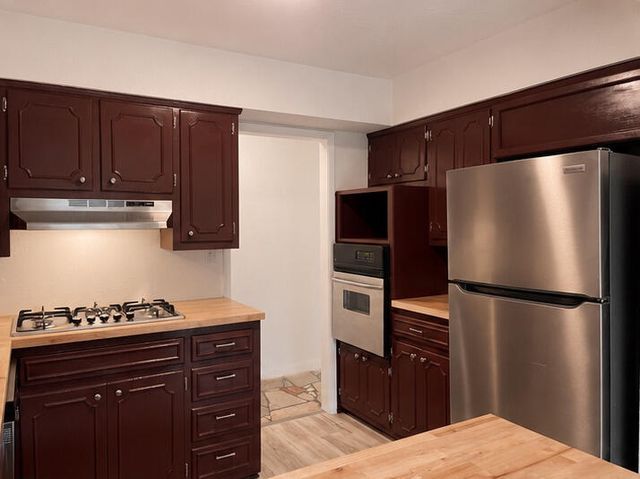 3328 W Harrison Street, Springfield, MO 65802