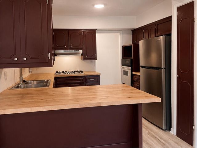 3328 W Harrison Street, Springfield, MO 65802