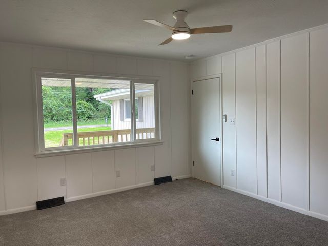3328 W Harrison Street, Springfield, MO 65802