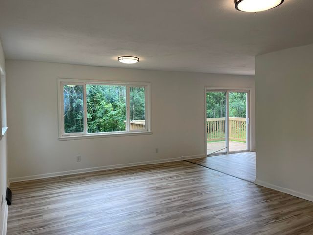 3328 W Harrison Street, Springfield, MO 65802