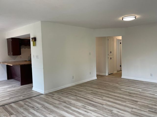 3328 W Harrison Street, Springfield, MO 65802
