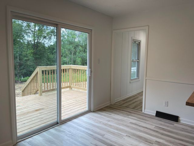 3328 W Harrison Street, Springfield, MO 65802