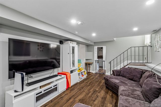 3011 Maine Avenue, Medford, NY 11763