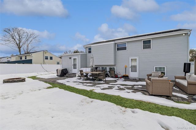 3011 Maine Avenue, Medford, NY 11763