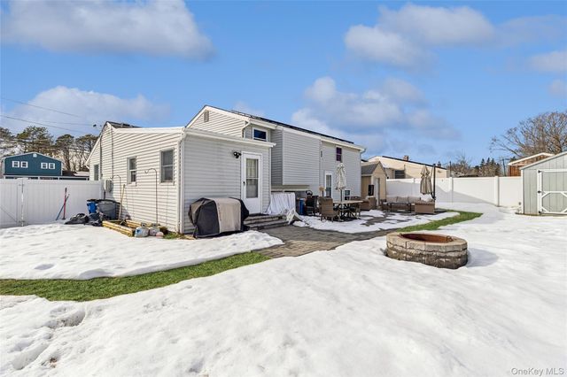 3011 Maine Avenue, Medford, NY 11763