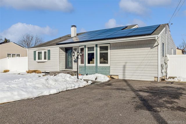 3011 Maine Avenue, Medford, NY 11763