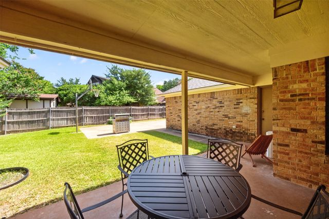 6621 Quail Ridge Drive, North Richland Hills, TX 76180
