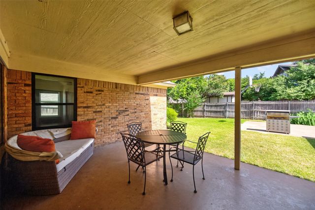 6621 Quail Ridge Drive, North Richland Hills, TX 76180