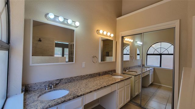 3217 Cliffview Drive, Corinth, TX 76210