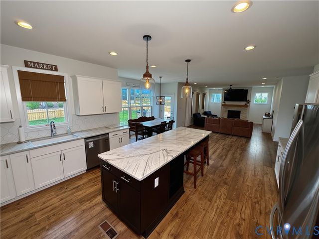 4612 Cabretta Dr, Moseley, VA 23120