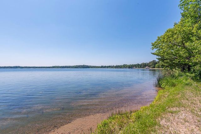 36199 Trail Of Pines Road, Jenkins Twp, MN 56474