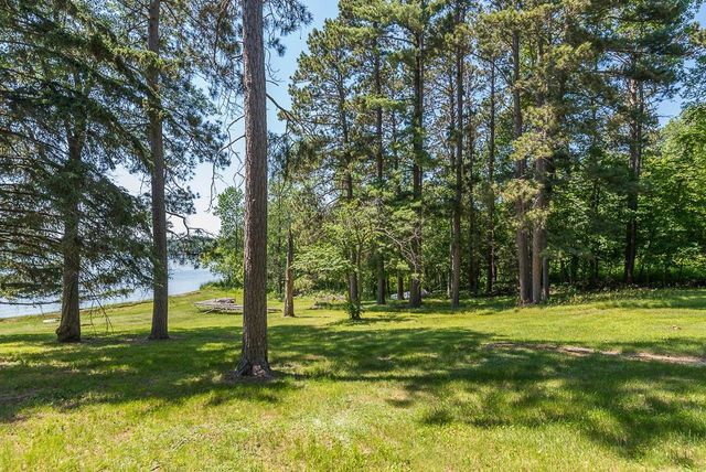 36199 Trail Of Pines Road, Jenkins Twp, MN 56474