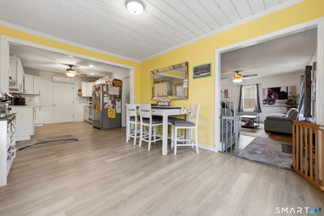 24 Postman Highway, North Haven, CT 06473