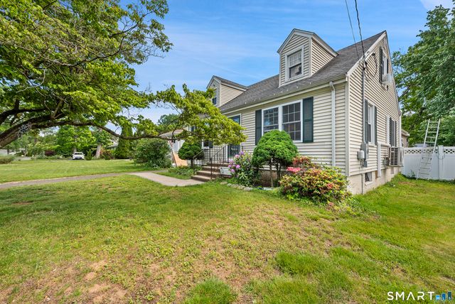 24 Postman Highway, North Haven, CT 06473