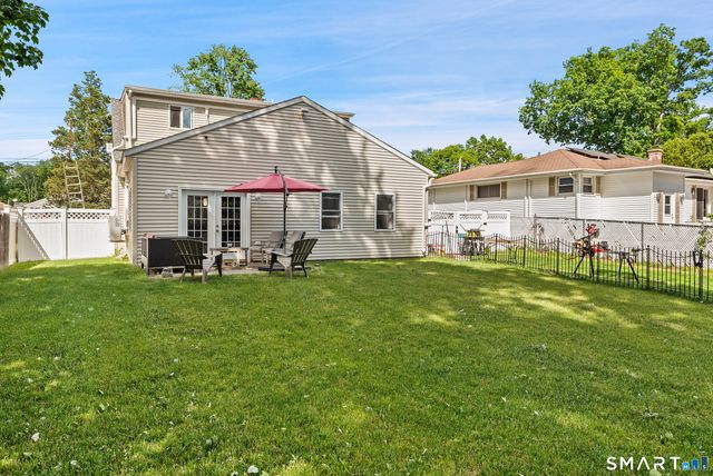 24 Postman Highway, North Haven, CT 06473