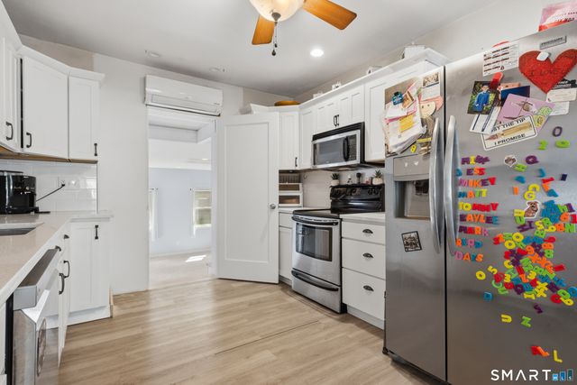 24 Postman Highway, North Haven, CT 06473