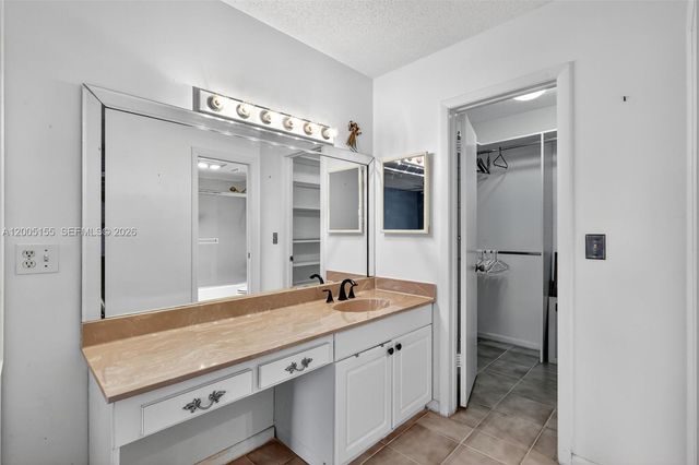 13950 Via Flora D, Delray Beach, FL 33484