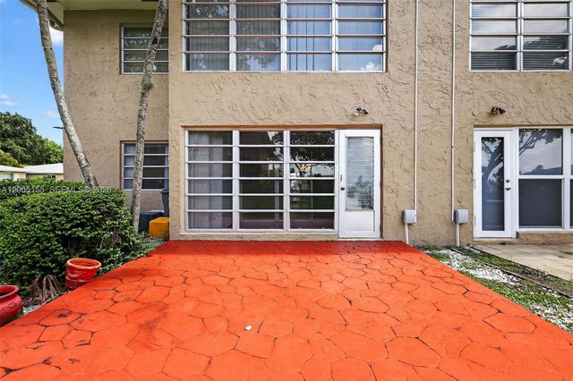 13950 Via Flora D, Delray Beach, FL 33484